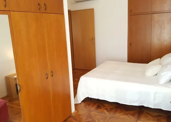 Centar Old Town, With Free Private Parking * 풀라